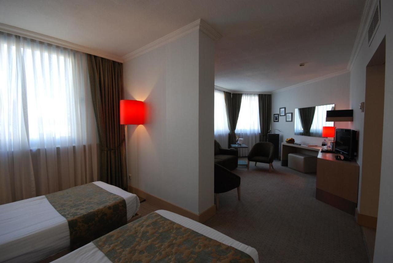 Eresin Hotels Taxim & Premier Istanbul Exterior foto
